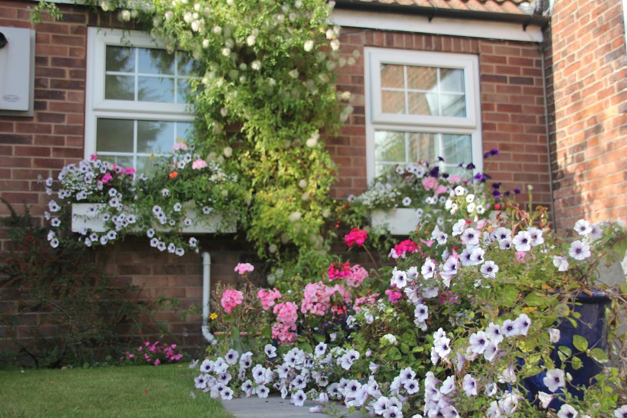The Old Manor At North Somercotes Exterior photo
